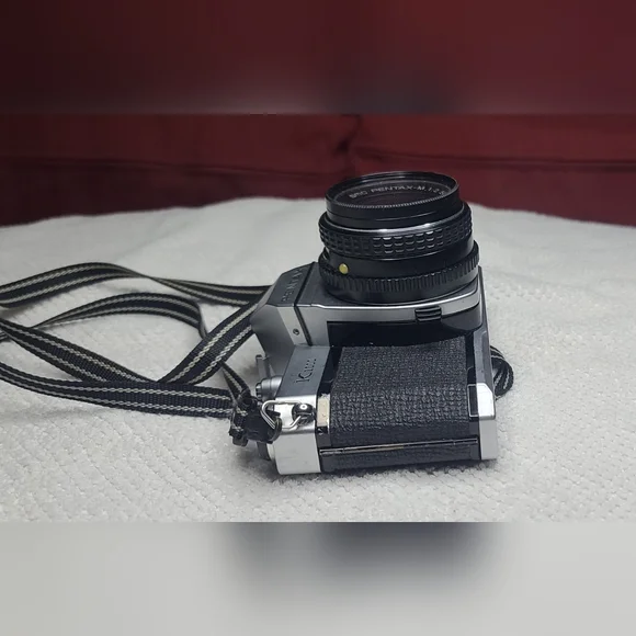 Pentax K1000 35mm SE SLR Film Camera with 50mm Lens Tested & Working Great! - Picture 4 of 10